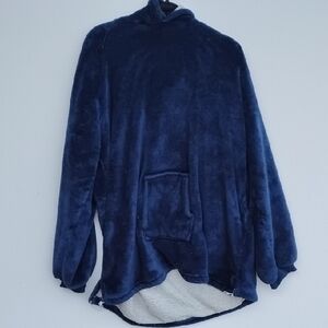 Cozy Navy Blue Fleece Pullover